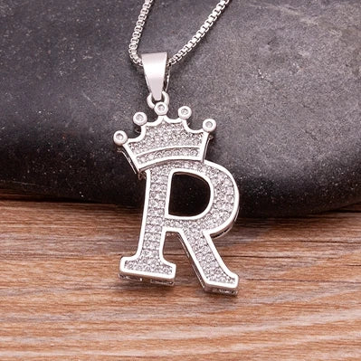 Fashion Luxury A-Z Crown Alphabet Pendant Chain Necklace Punk Style Lucky Initial Name Jewelry Best Party Wedding Birthday Gift