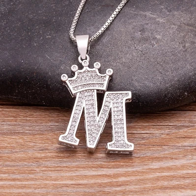 Fashion Luxury A-Z Crown Alphabet Pendant Chain Necklace Punk Style Lucky Initial Name Jewelry Best Party Wedding Birthday Gift