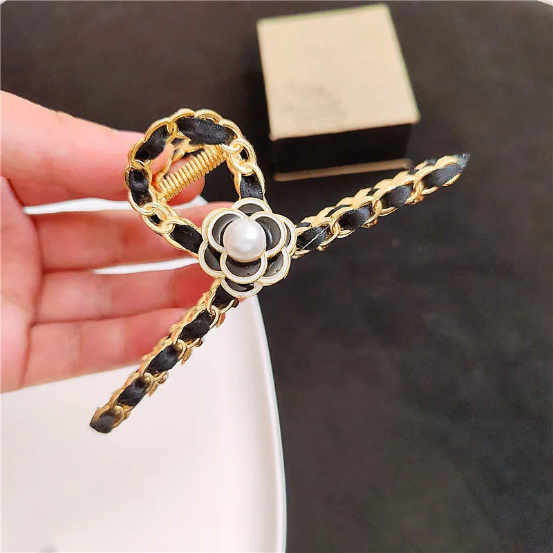 Luxury Hair Claw jewelry Camellia Crab hair pins hair pins for women party Women hair clips girls hair accessories